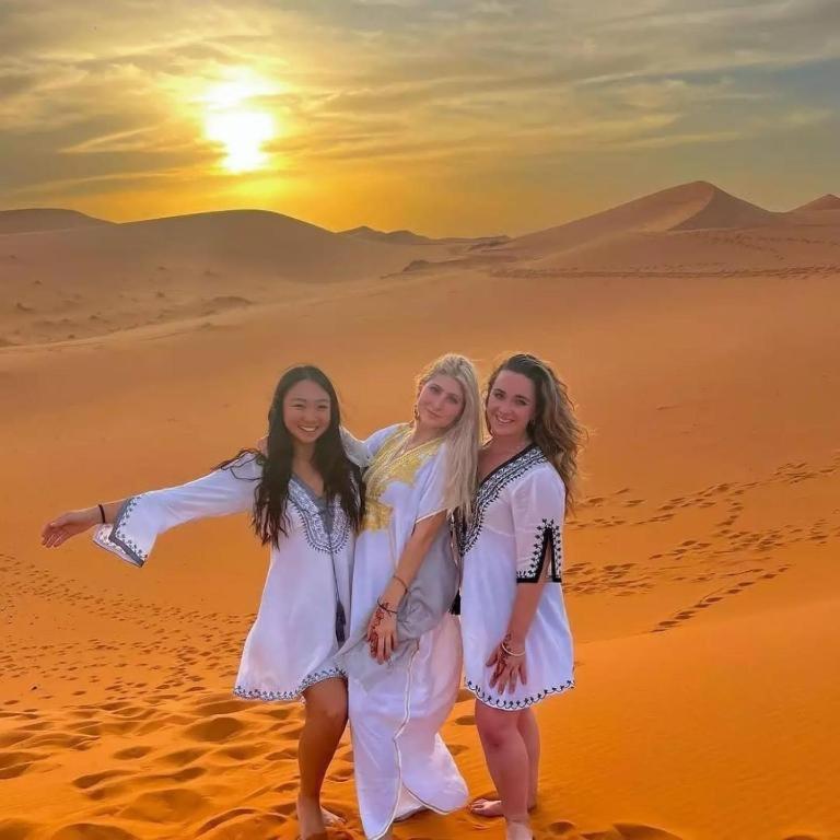 Blue Sky Luxury Camp Hotel Merzouga Exterior photo