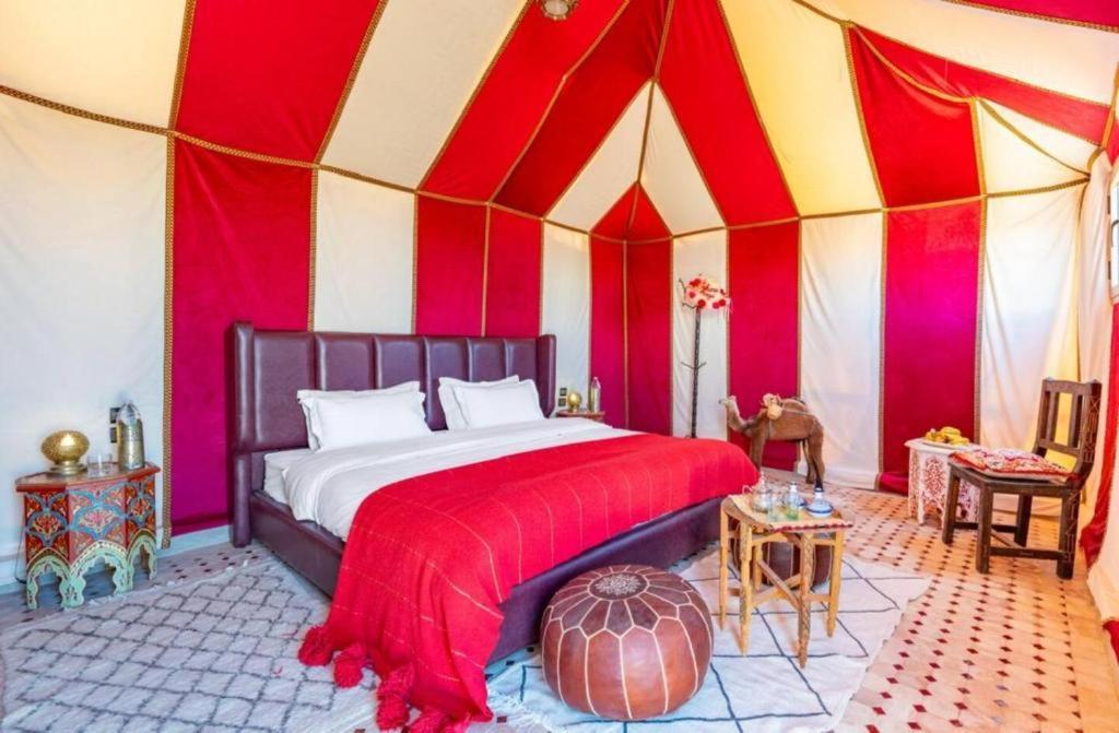 Blue Sky Luxury Camp Hotel Merzouga Exterior photo